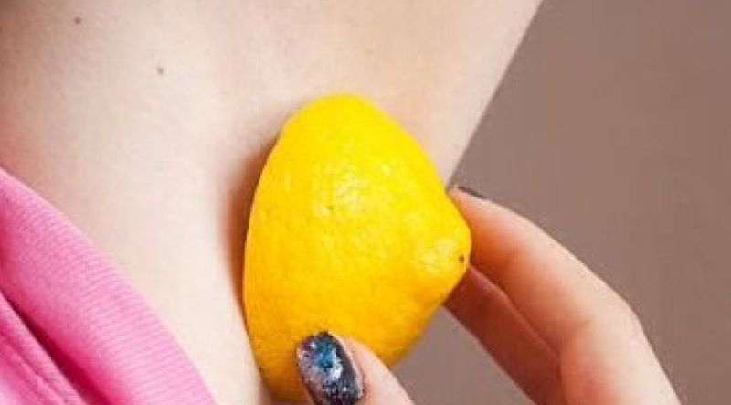 Limonun bilinmeyen etkisi! Koltuk altına sürmeniz yeterli oluyor... 1